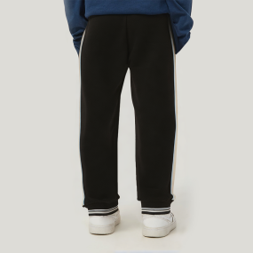 Fashionable and warm boys' sports trousers