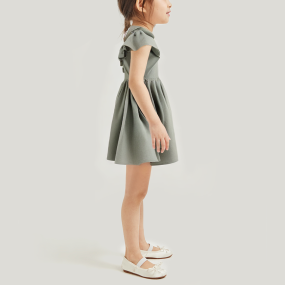 New style V-neck pleated sleeveless girls dress